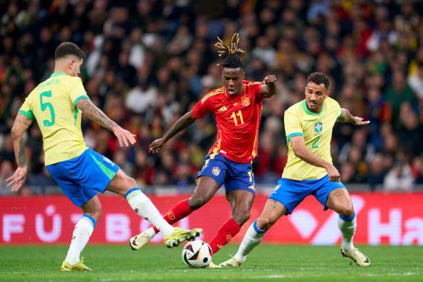 开云官网-【现场】巴萨神童征服伯纳乌，西班牙找到秘密武器？