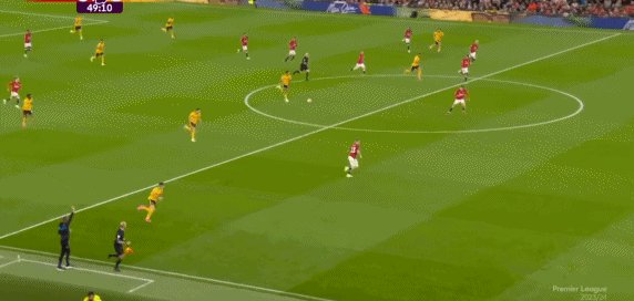 开云移动端-【英超】被射23次+逃脱点球，瓦拉内助曼联1-0开门红