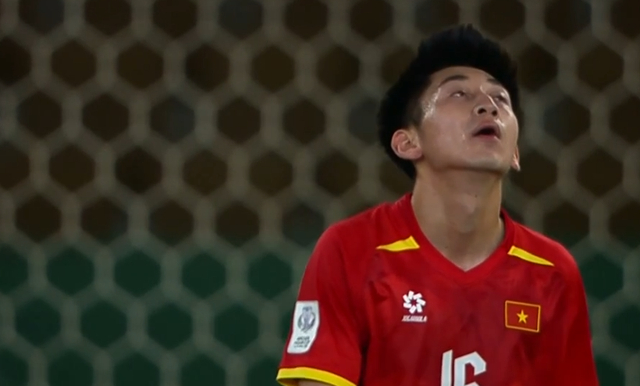 开云移动端-王钰栋压哨破门！轰U23亚洲杯首球，脱衣庆祝染黄，对手集体绝望|国足|处子球|越南|中国男足|拜合拉木_新浪体育_新浪新闻