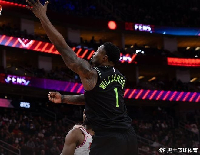 开云App-杜兰特超传奇独享历史第6，小贾32分阿门20+7+6，火箭复仇西部倒1|凯文·杜兰特|鹈鹕|申京|贾巴里|史密斯_新浪体育_新浪新闻